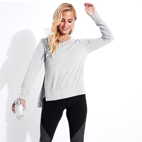 ALO Yoga Glimpse Long Sleeve Slit Pullover Grey Medium - Picture 1 of 7